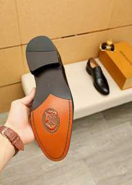 Picture of Louis Vuitton Shoes _SKU2241163SZ38-4413756